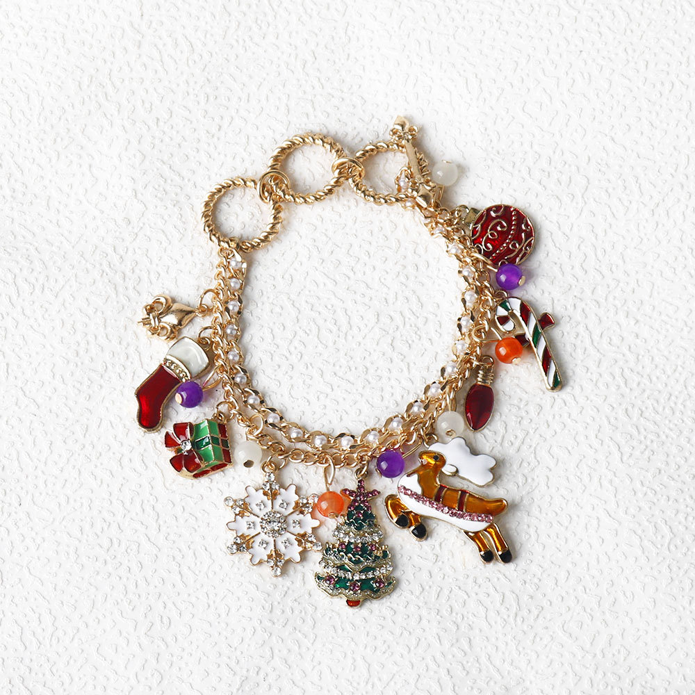 Christmas Charm Bracelet With Reindeer And Snowflake Diamond Design_voghion.com