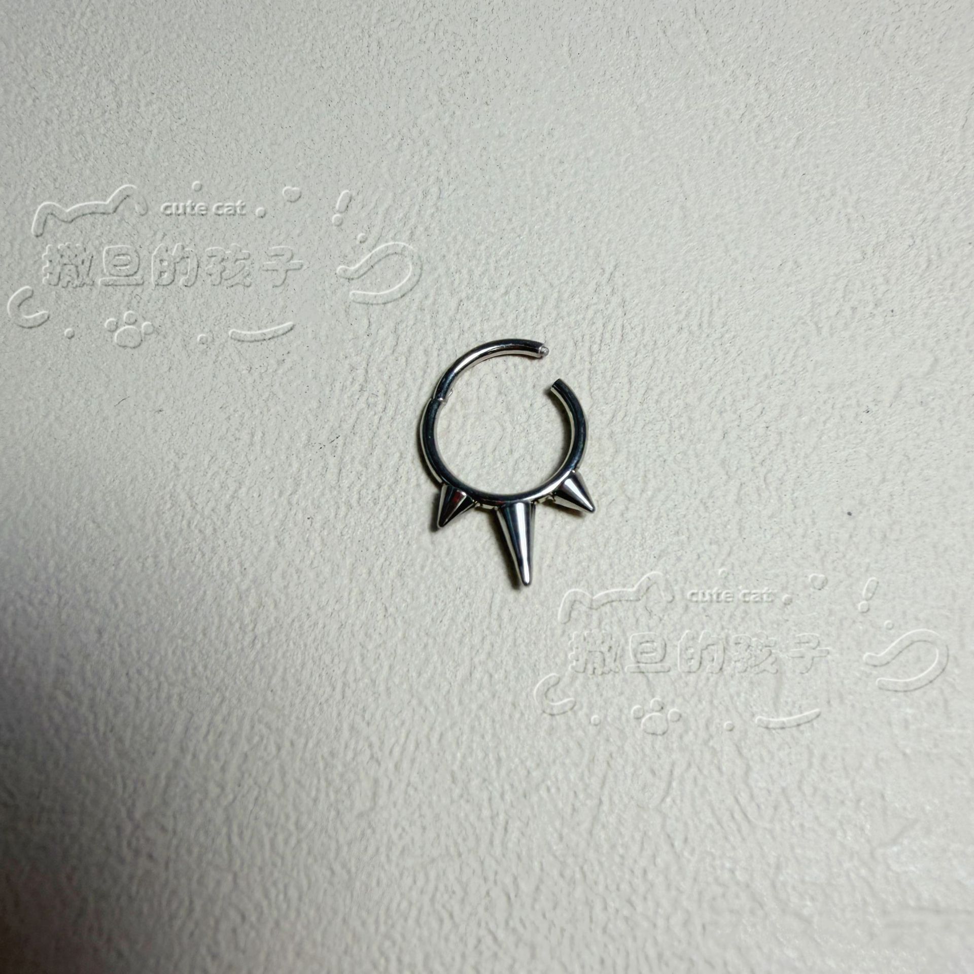 Titanium Steel Nose Septum Ring Nose Stud Lip Ring Ear Bone Ring Piercing Jewelry - Three Spikes Seamless Hoop detail image 7