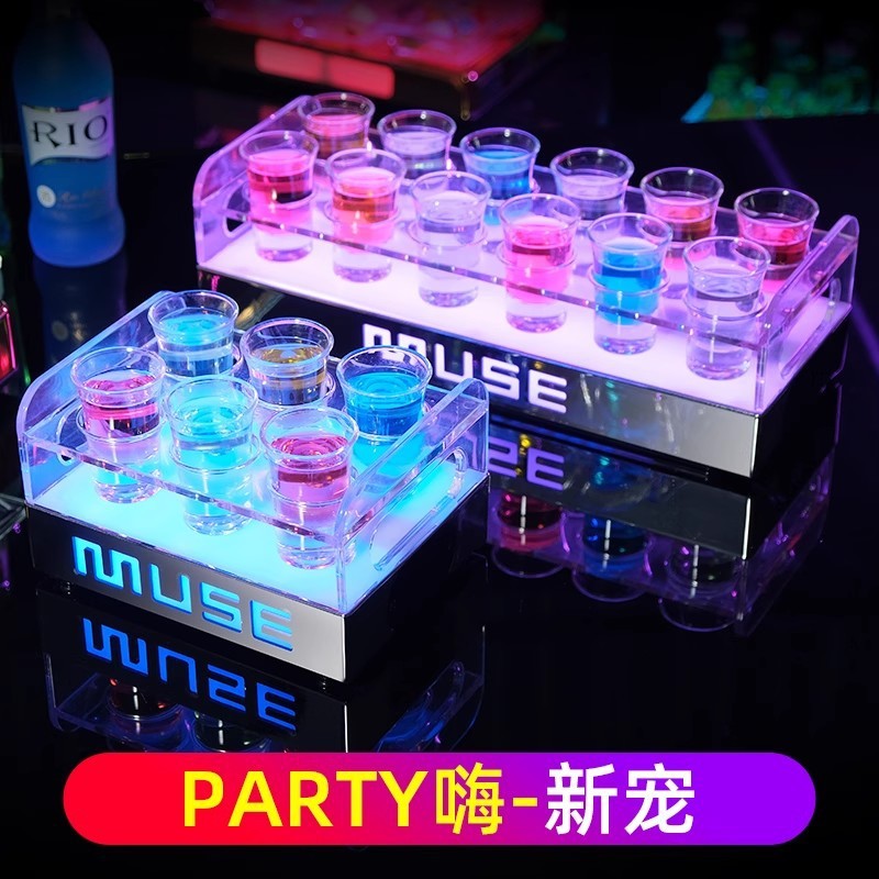 Fabricantes al por mayor barra KTV soporte de copa de bala luminosa soporte de copa de cóctel giratorio soporte de cóctel luminoso LED nocturno