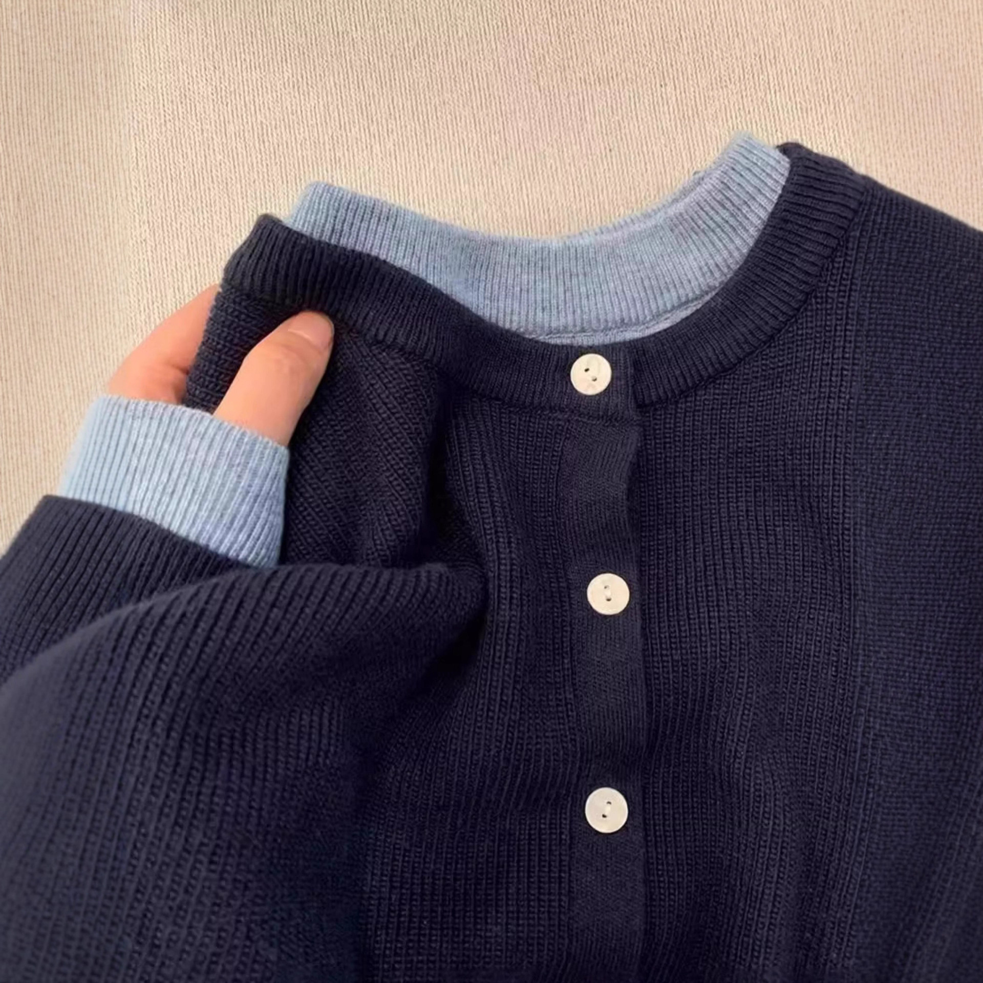 大码胖mm假两件圆领毛衣女2025新款冬季加厚保暖打底套头针织上衣