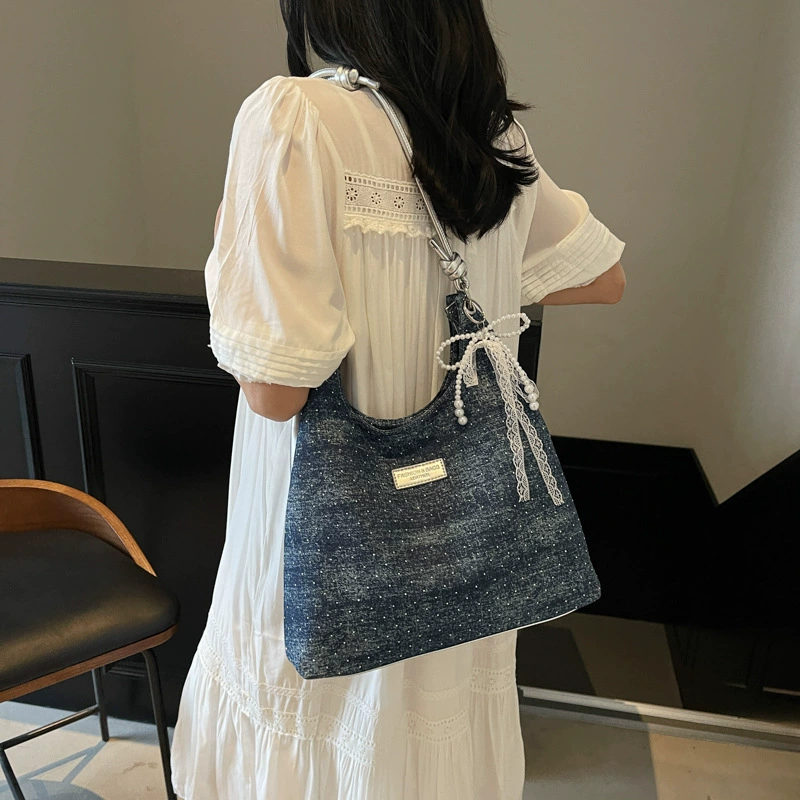 Capacious shoulder bag, denim one-shoulder bag, for students