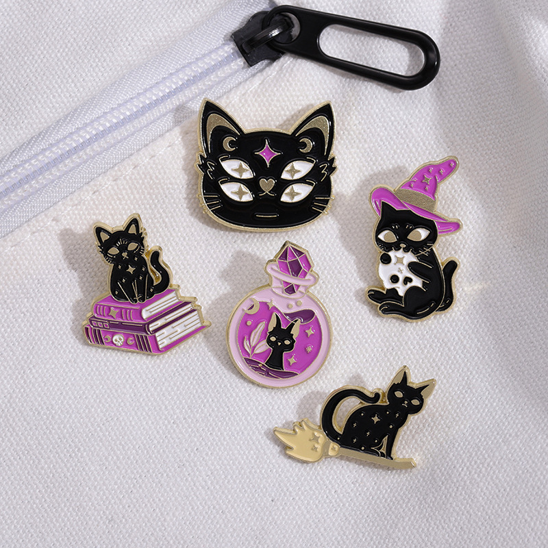 Stoving Varnish Design Cute Pin Cartoon Alloy Stoving Varnish Unisex Brooches