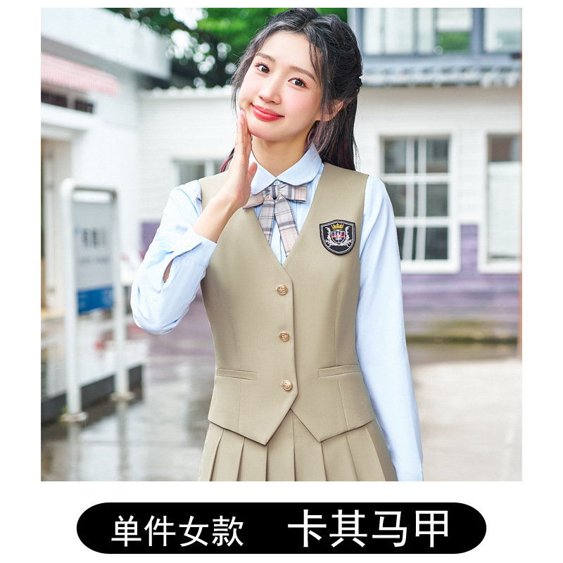 Жилет цвета хаки 3101