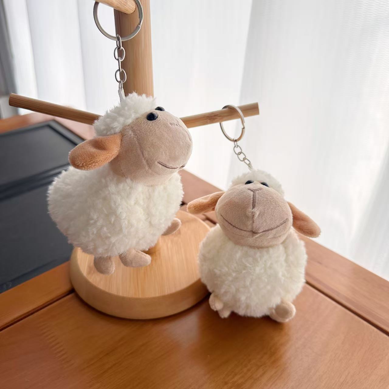 Cuatro pulgadas muñeca de peluche pequeño colgante muñeca llavero muñeca mochila colgante juguete de peluche regalo