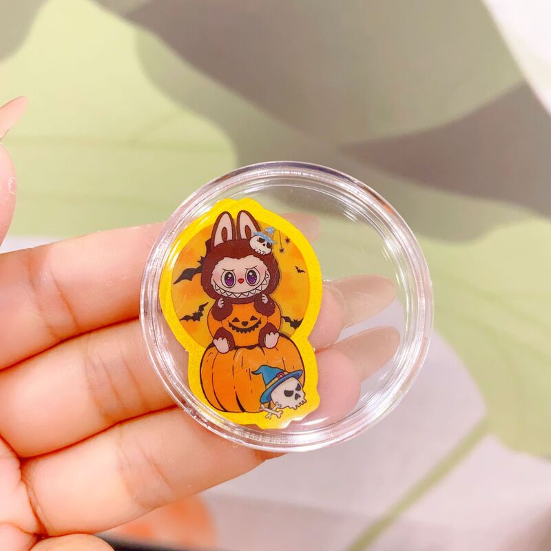 ラブブ labubu 携帯電話ステッカー 2mg 漫画かわいい新年幸運の色金フレーク水貝 999 純金卸売|undefined
