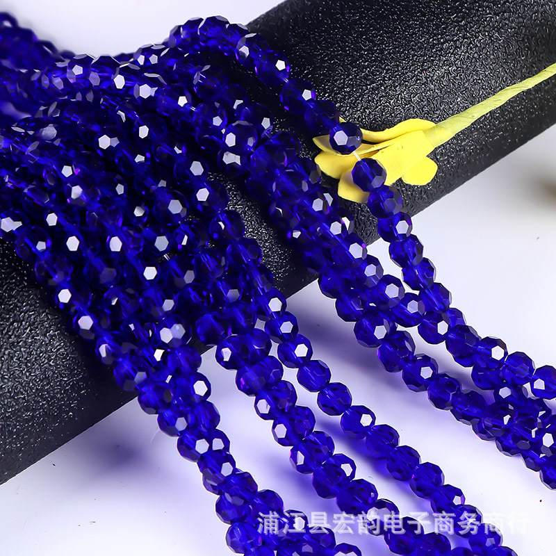 Un lote de 32 lados cuentas de tierra de cristal de color cuentas de fútbol de equipaje accesorios de ropa de bricolaje accesorios de joyería