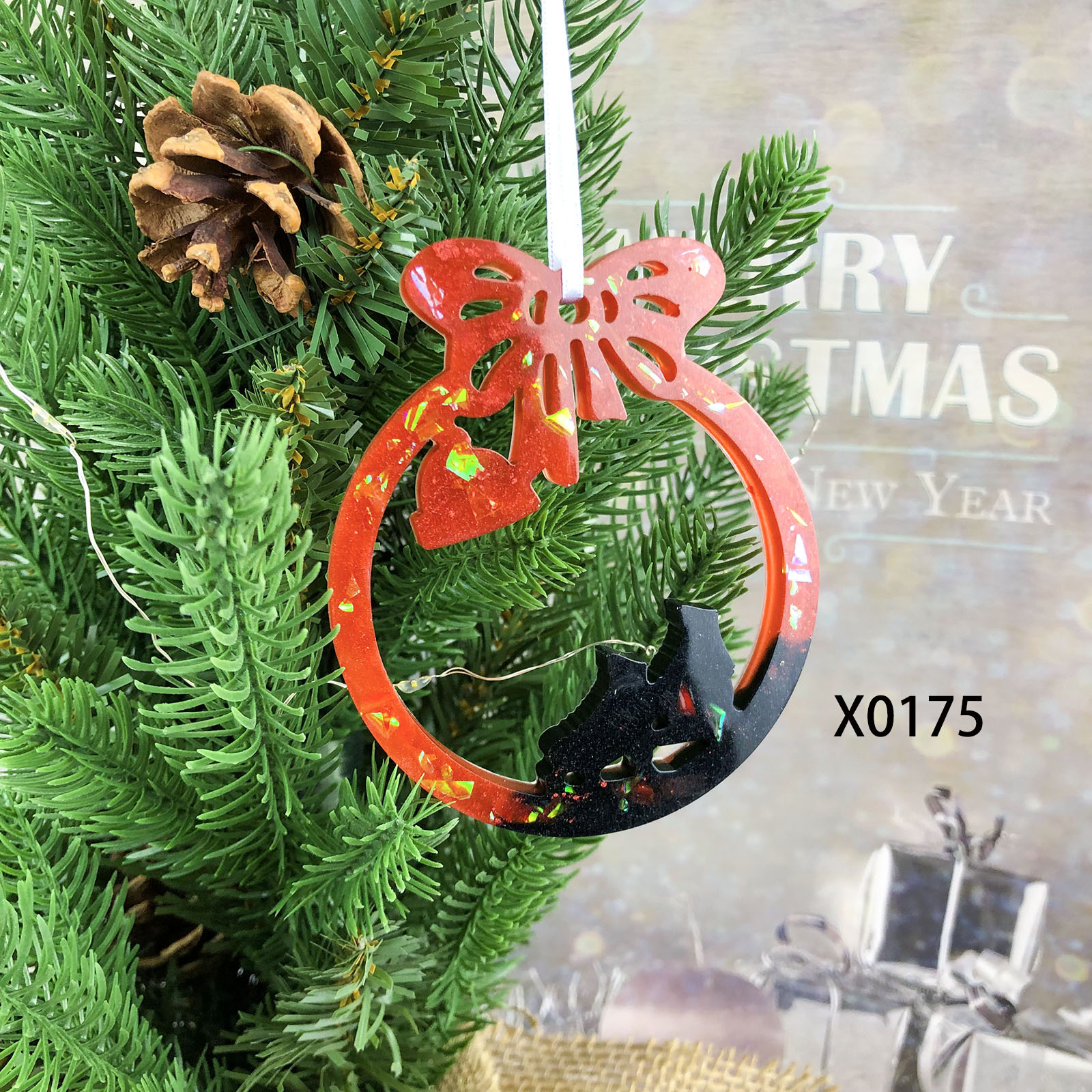 X0175 Ice Skate Hat Christmas Tree Decoration Pendant Crystal Resin Decoration Mold, DIY Silicone Mold