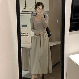 五笔蟹法式赫本风长袖温柔方领连衣裙女秋季新款高级感内搭长裙子