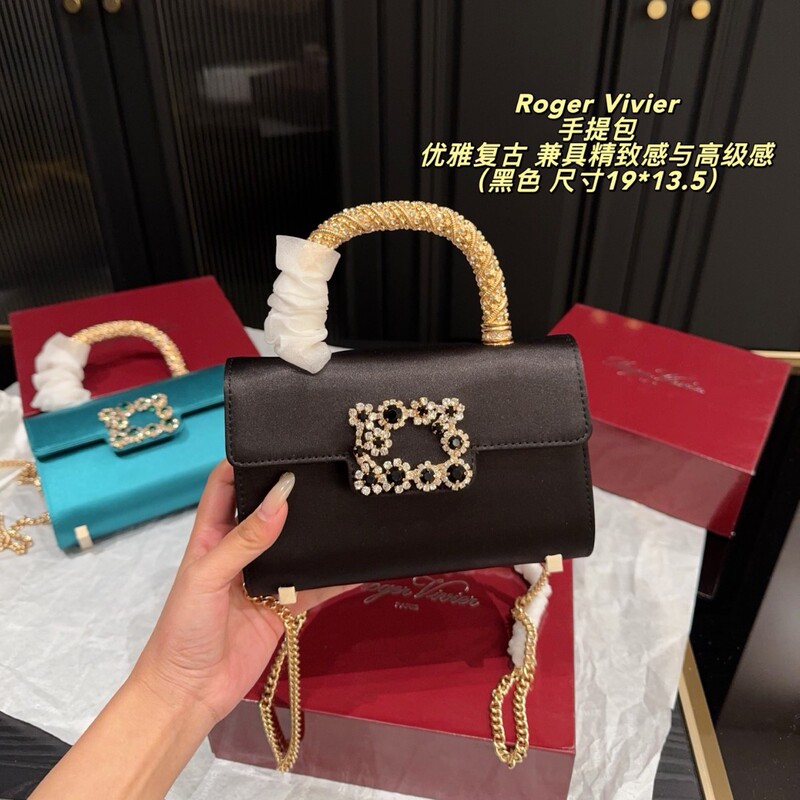 Vintage Commuter Handbag with Diamond-Encrusted Floral Buckle, Evening Chain Crossbody Square Bag Vintage Commuter Handbag with Diamond-Encrusted Floral Buckle, Evening Chain Crossbody Square Bag