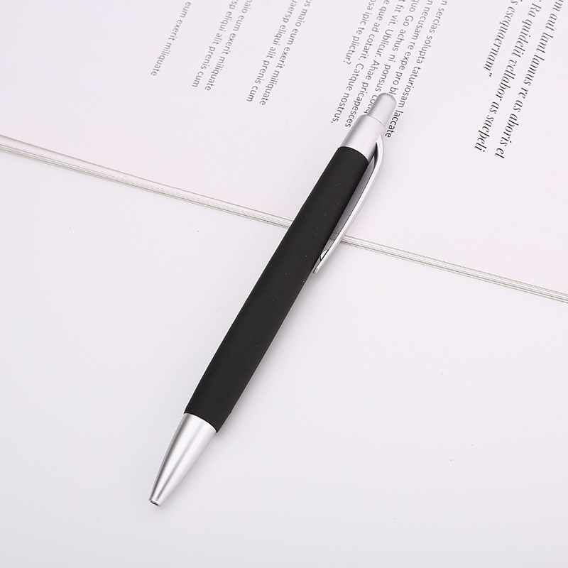 Venta directa del fabricante de bolígrafos promocionales con impresión de logotipo, barriles de bolígrafo con recubrimiento en aerosol, bolígrafos de gel y bolígrafos para firmas.