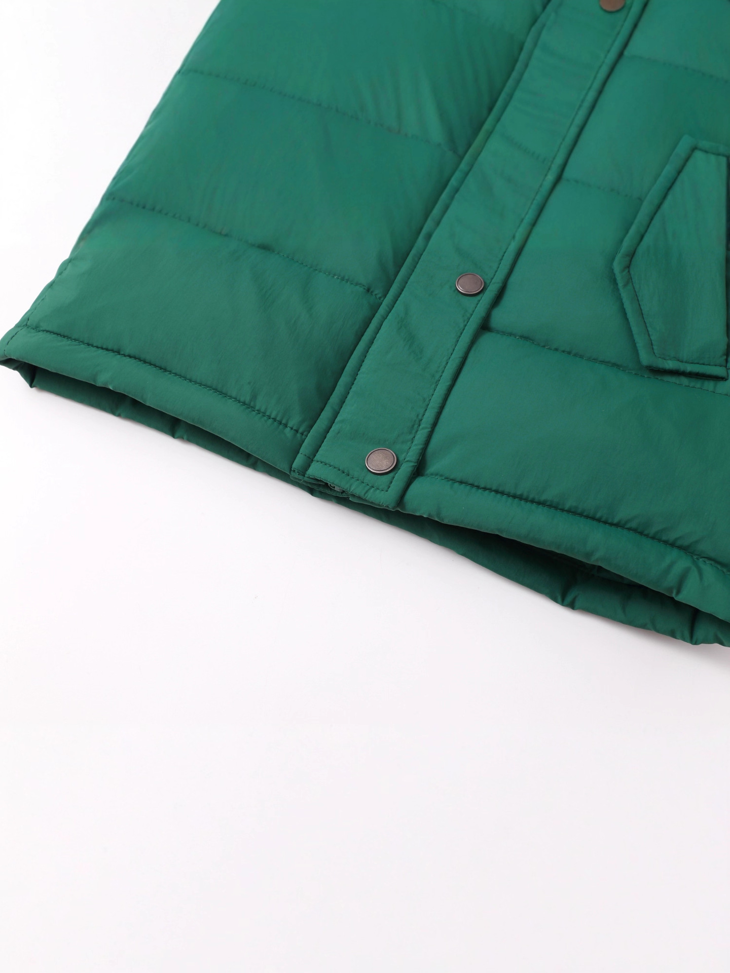 2025 chaleco de pluma de invierno corto coreano hombro grueso chaleco de calentamiento abrazadera chaqueta relleno de caballo blanco