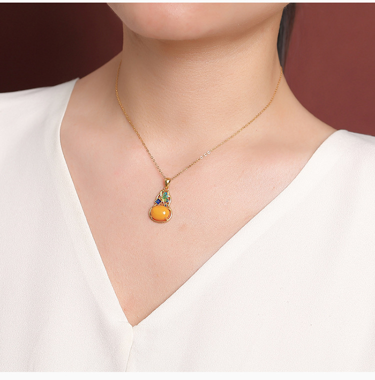Mặt dây chuyền bạc S925 mạ vàng hình bướm hồ lô đính mã não đỏ và hổ phách — Hồng nước (không kèm dây) chi tiết 8