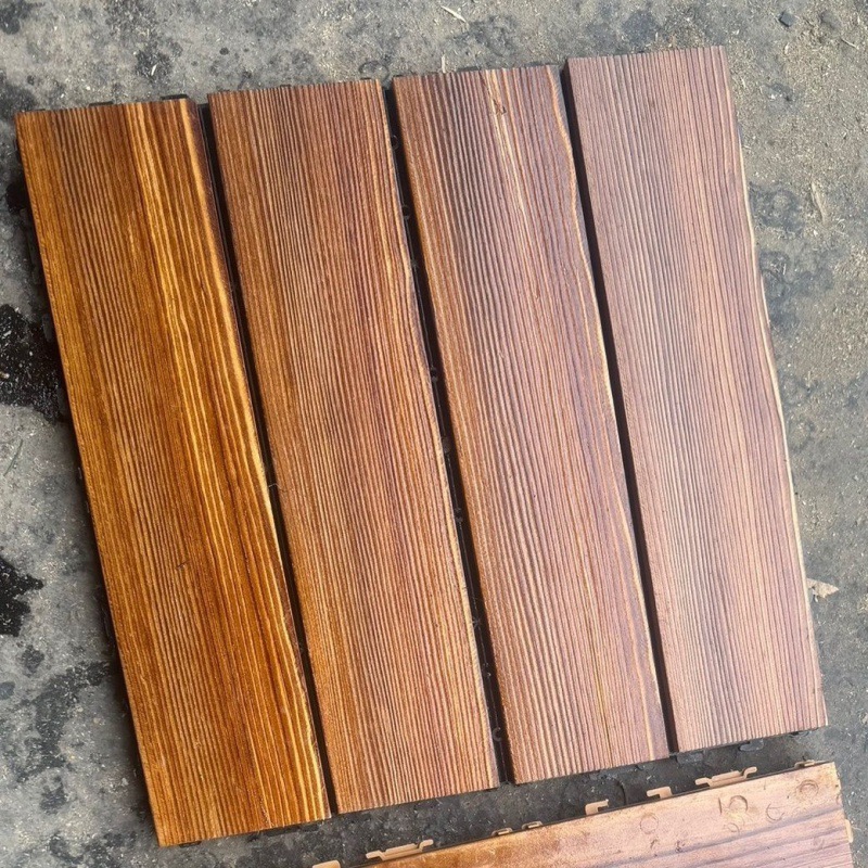 노란색 배경에 매듭이 없는 목재 오일 6회