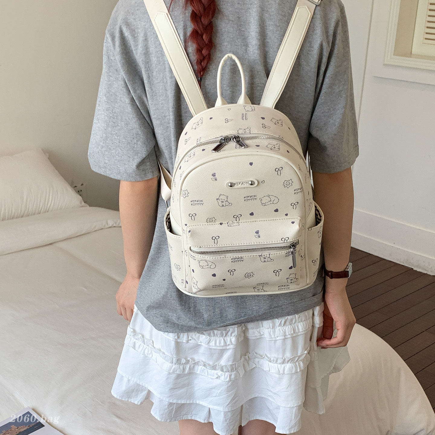 Mochila de estilo de verano impresa para mujeres, mochila de estilo universitario, nueva moda, gran capacidad, 2026