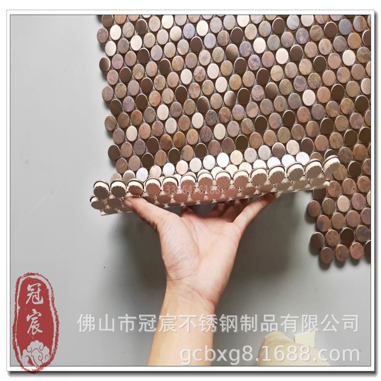 酒店会所门头背景墙装饰用300*300压花不锈钢扣板 冠宸天花金属马