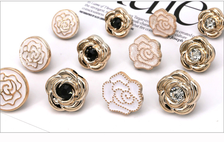 Coat button_12.jpg