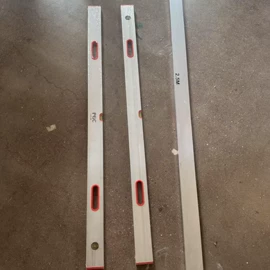 水平尺;激光水平仪;其他量具