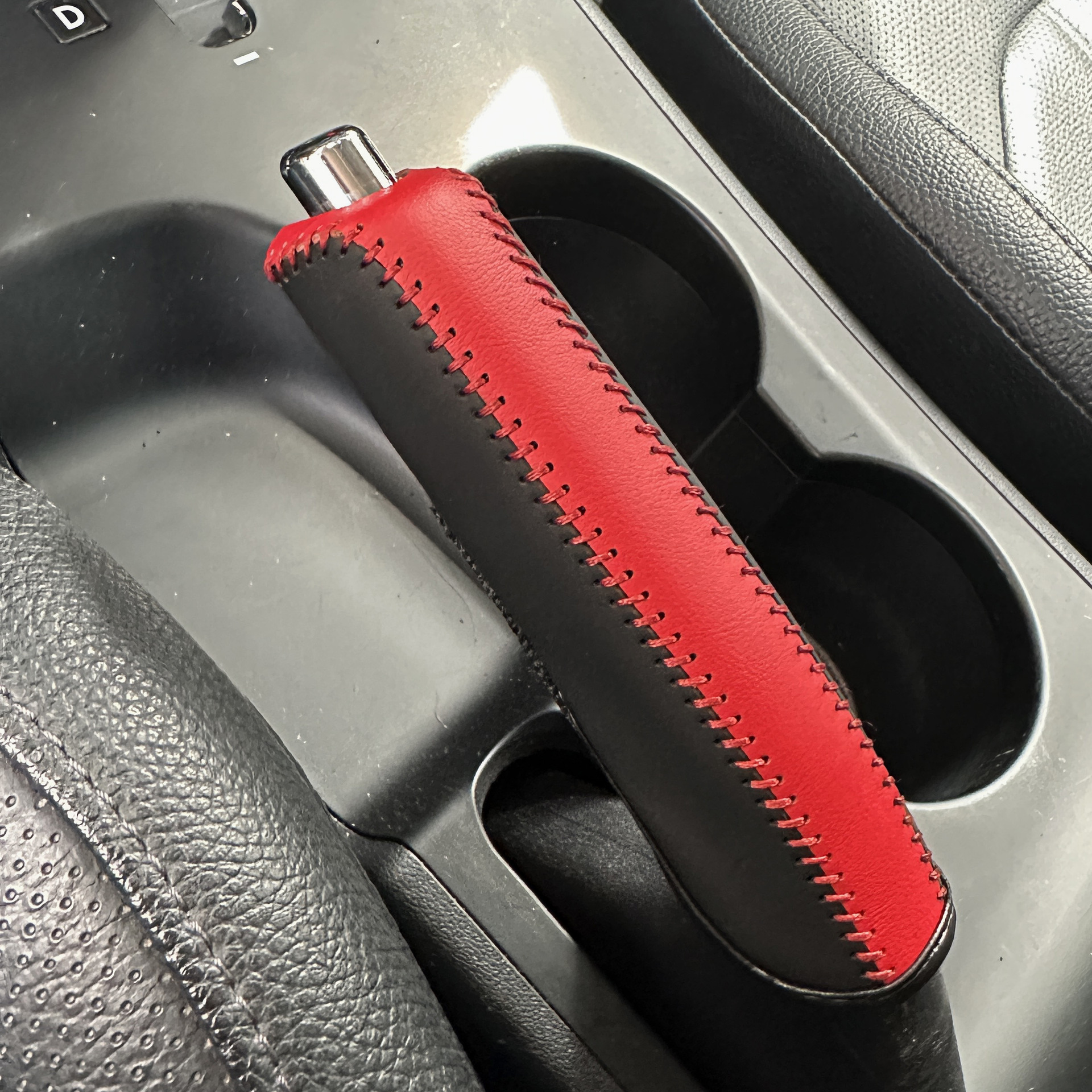 Cross-border, suitable for 2010-2017 Hyundai IX35 car gear shift knob cover, handbrake cover, gear shift cover, and gear lever protective cover