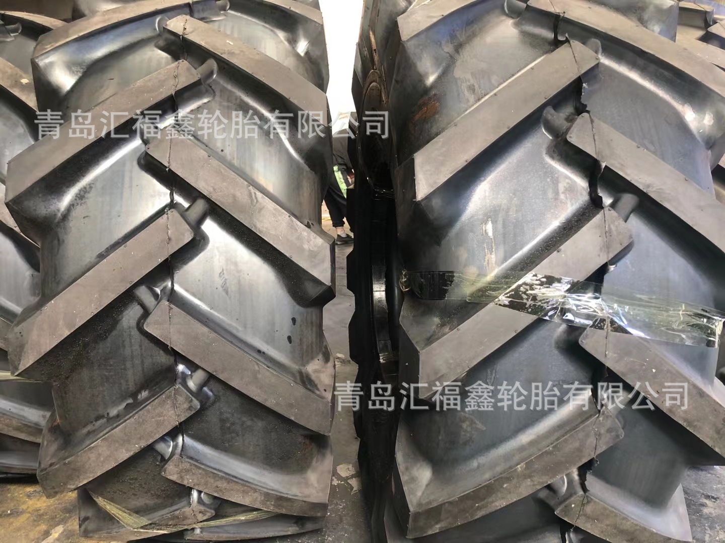 供应路面工程机械轮胎23.5-25 R-1人字花纹 路拌机摊铺机轮胎