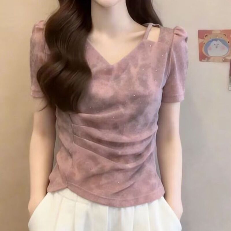 Plus-Size Casual Lace V-Neck Short-Sleeve T-Shirt for Women, Summer New Style, Slim-Fit, Waist-Cinching, Fashionable Versatile Top for Women Plus-Size Casual Lace V-Neck Short-Sleeve T-Shirt for Women, Summer New Style, Slim-Fit, Waist-Cinching, Fashionable Versatile Top for Women
