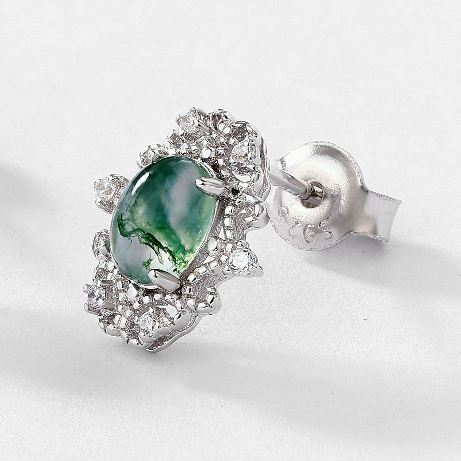 Exclusiva transfronteriza para exquisitos pendientes de piedra de musgo verde natural S925 Pendientes personalizados de ágata con incrustaciones de plata, lujo ligero europeo y americano