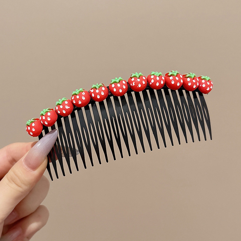 Arteto de acabado de cabello roto de niña