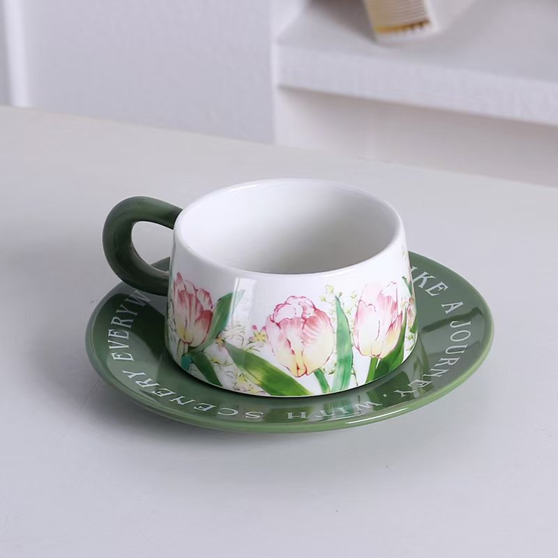 Taza de café y platillo-Tulip Green