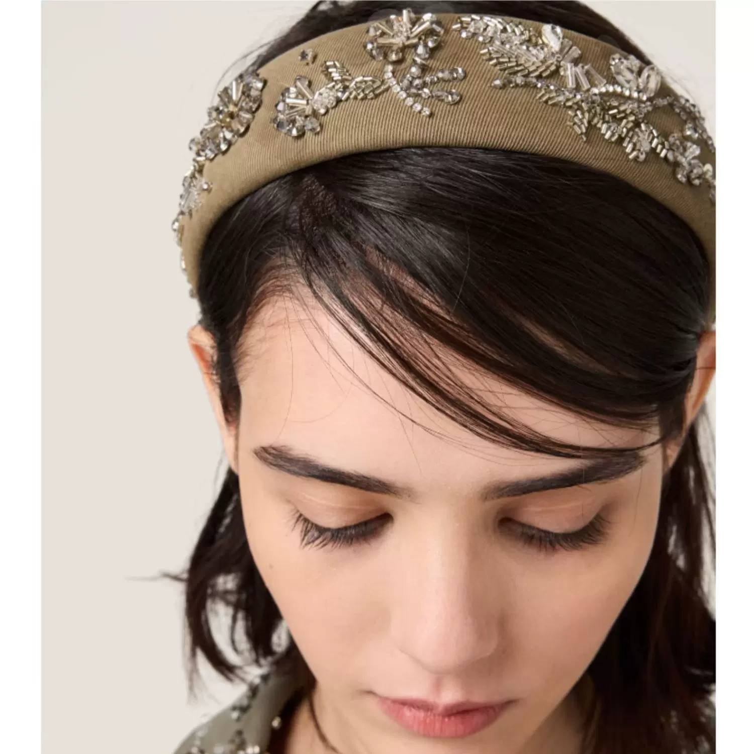 跨境新款复古刺绣发箍女质感气质轻奢金属高级感亮片头饰头箍批发