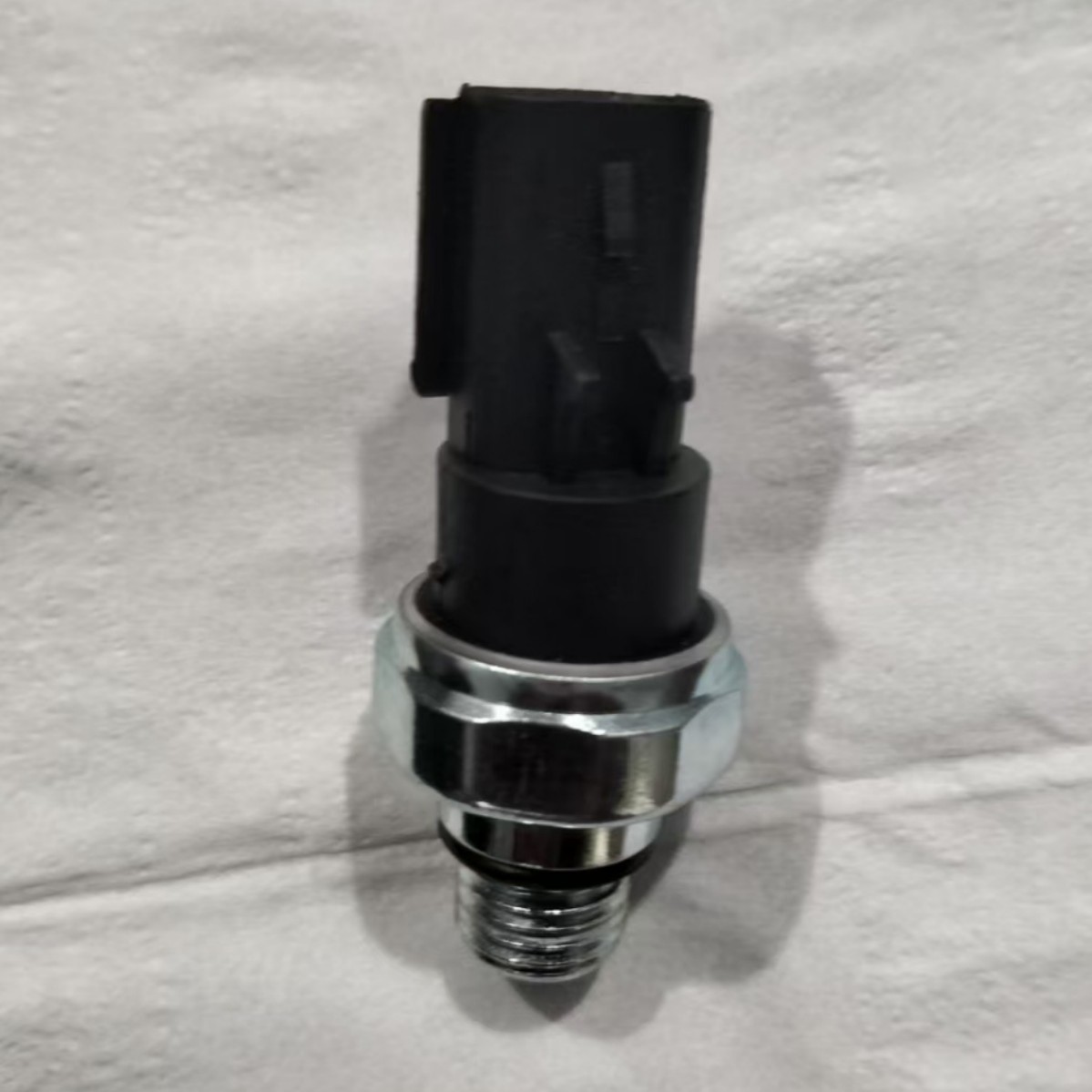 机油压力传感器厂家车用油压开关过低报警器适用于康明斯发动机