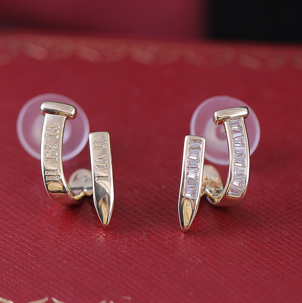 Nail with geometric design, brass gold-plated S needle earrings, zirconia micro inlay quality earrings in gold and_voghion.com