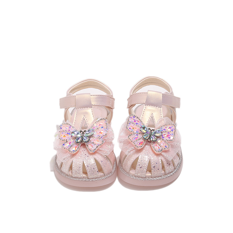 Sandálias de niñas verano 2026 nuevas niñas zapatos de sola suave para bebés mujeres zapatos de princesa de estilo romano