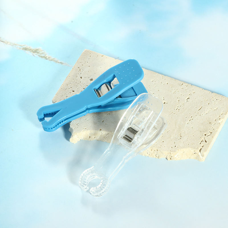 Pointed titanium steel lip stud product view