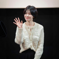 现货韩国小众～手工刺绣重工花朵毛衣女镂空针织开衫外套女