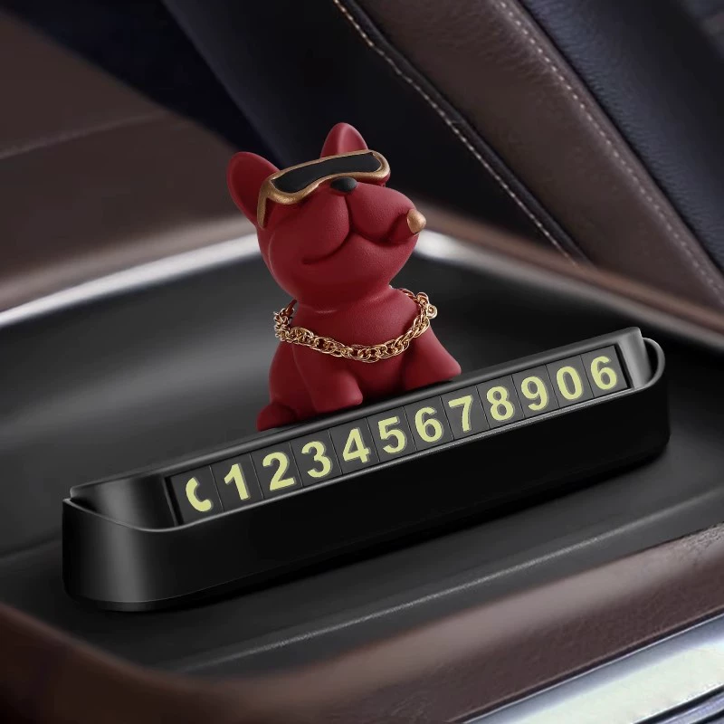 Временный номерной знак парковки автомобиля переместил номерной знак парковки автомобиля