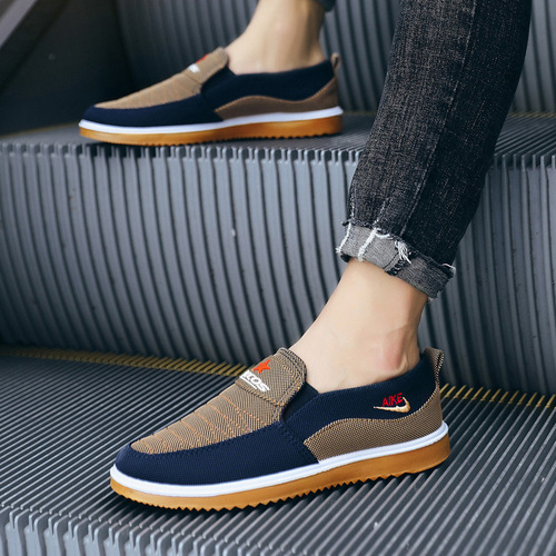 Old Beijing Fabric Shoes for Men - Summer Cross-border Breathable Slip-on Canvas Shoes for Men - Soft Sole Driving Casual Slippers for Men