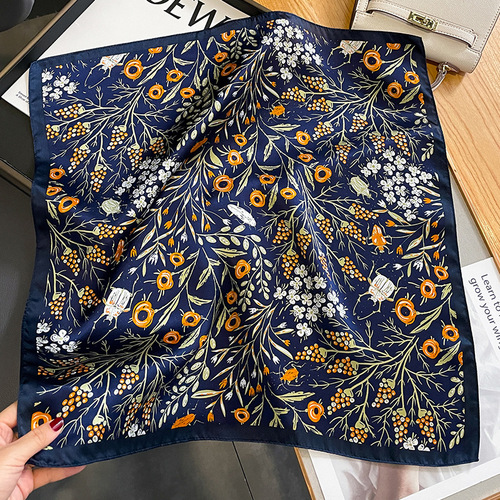 Korean fashion retro printed silk scarf for women, spring and autumn decorative scarf, warm silk square scarf, shawl scarf