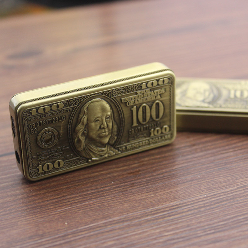 100ドルの金属の空気入れるライターの防風紅炎の個性のプルダウン式のスーパーマーケットの露店の対外貿易の卸売り|undefined