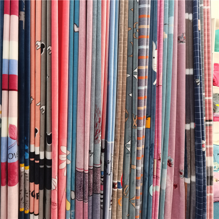 加宽加厚印花牛奶绒 批发超柔保暖羊绒棉布料