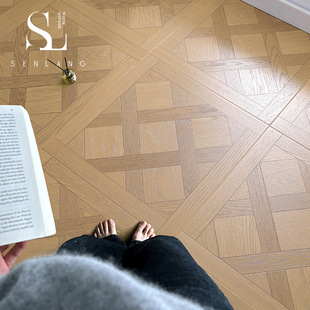 French Cream Style Wood Color Art Parquet Floor Retro Laminate Floor Factory Direct Sales for Home and Commercial Use