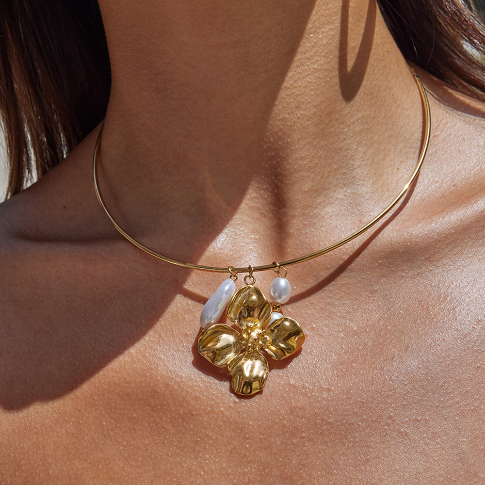 Wanxing Europa y los Estados Unidos brillante accesorios de collar de acero inoxidable de oro de 18 quilates joyería transfronteriza nicho de diseño