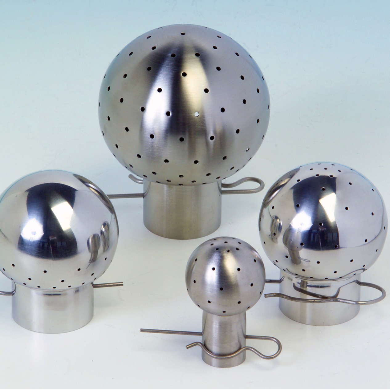 Ģ��ͷ��ϴ������������ƶ�� SFixed spray ball