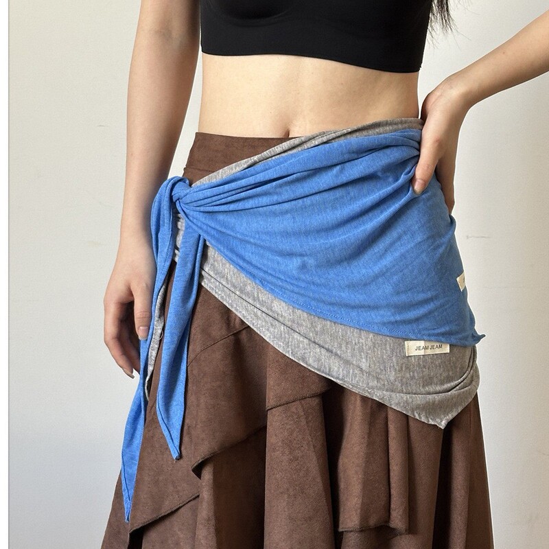 Korean-Style Lazy Fashion Multi-Use Lightweight Accessory Triangle Scarf for Women, New Spring Model, Versatile Layering Solid Color Hip Cover