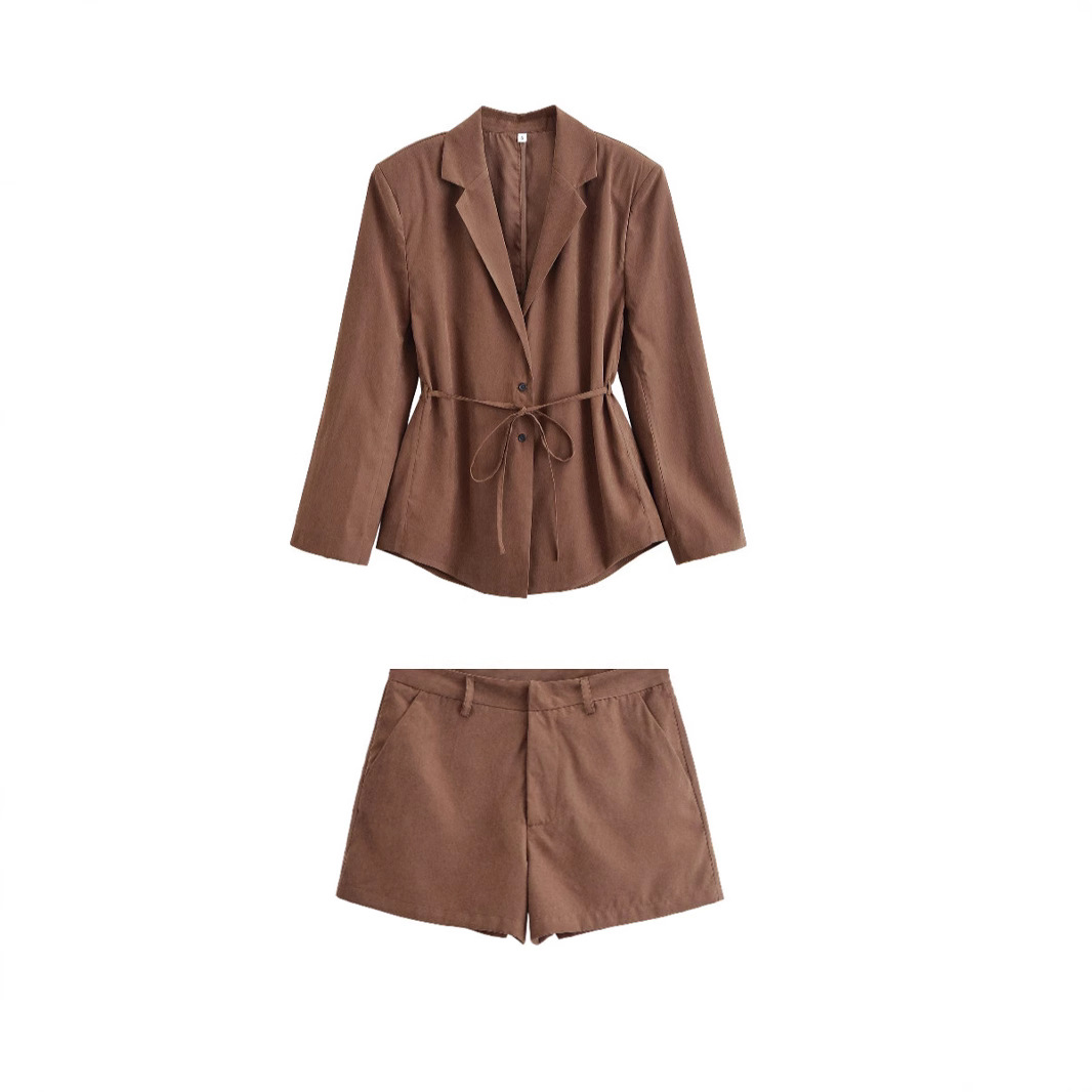 Ensemble tailleur d'été décontracté GraceChic Za pour femme, style européen et américain, coupe cintrée, blazer avec ceinture et mini-short à cravate._voghion.com