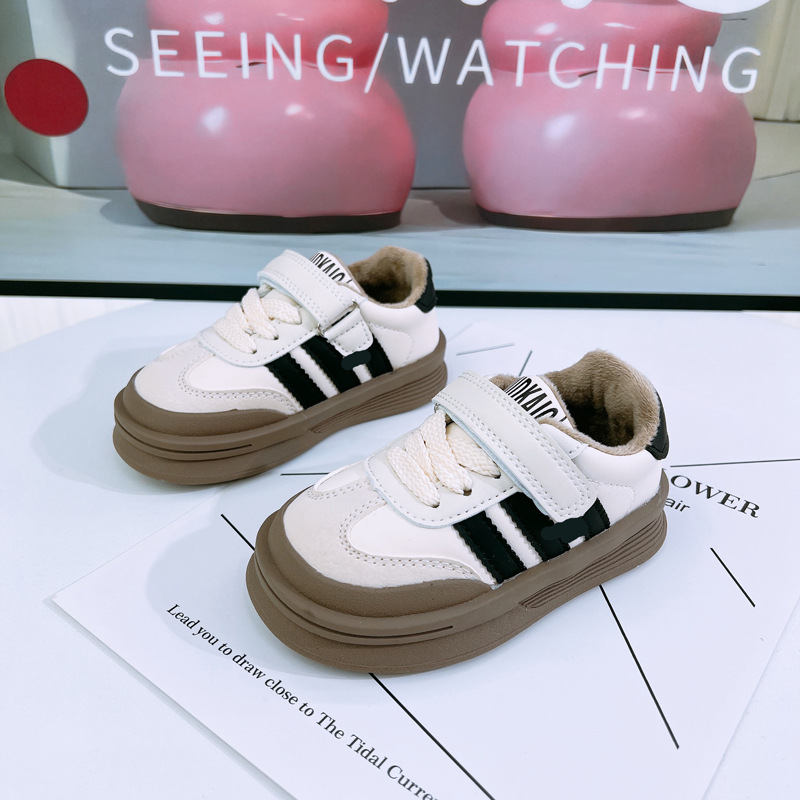 Tavola per bambini taglio basso, scarpe sportive per ragazze nuove autunno e inverno 2023, due suole morbide in cotone,_voghion.com
