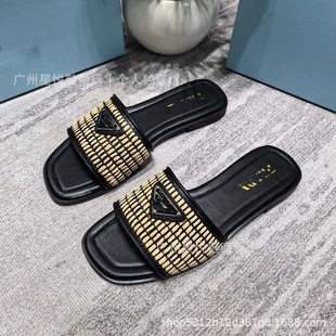 ���٘ˁ��龎��һ����Ь2025�괺�ļ������ͺ��s�p��Ƥ��ŮЬ����