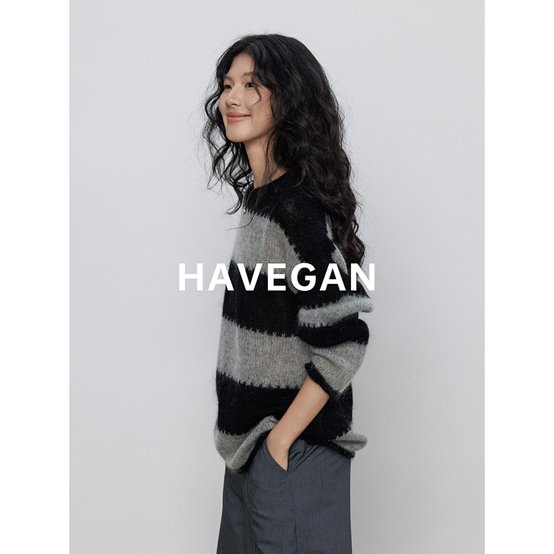 与间HAVEGAN/秋季圆领长袖宽条纹羊毛针织衫女马海毛软糯休闲上衣