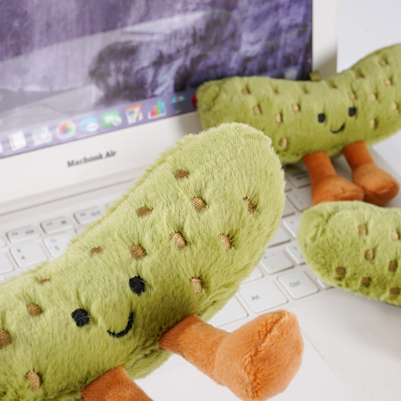 Novo pepino pingente de pelúcia tenda boneca boneca atacado vegetal boneca pequeno presente chaveiro brinquedo de pelúcia