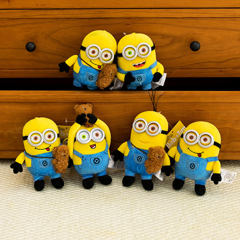 Authentic Minions Big-Eyed Cute Backpack Pendant Dave Kevin Bob Cartoon Cute Plush Doll Keychain