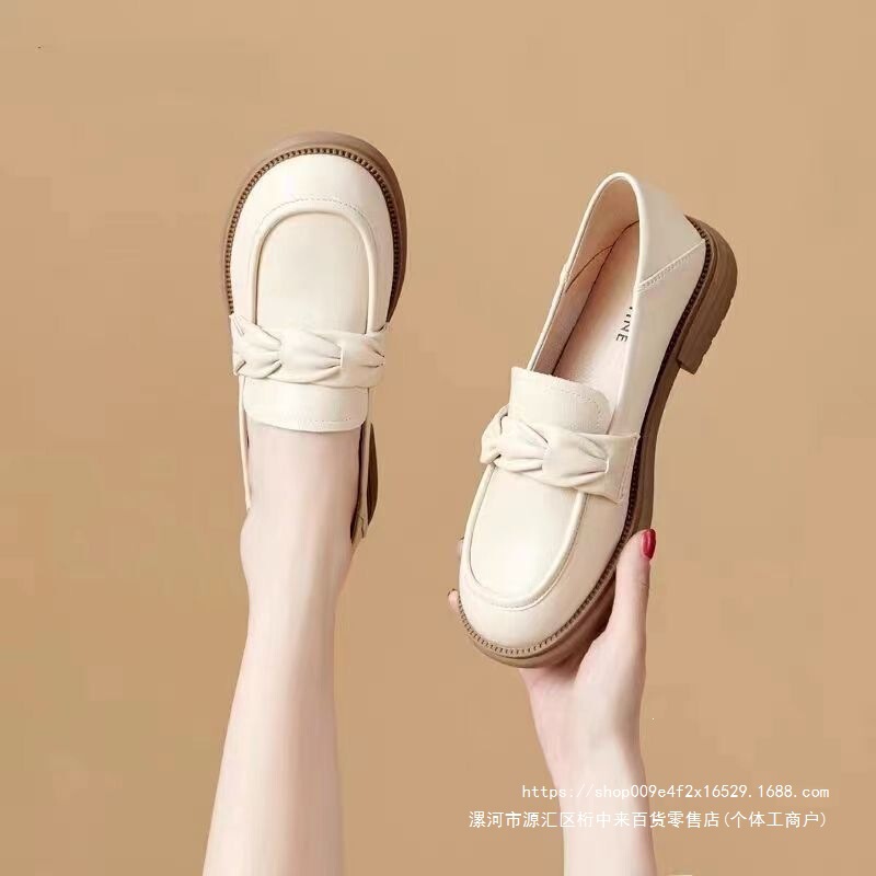 Plus-size women's shoes for wide feet, size 41-43, loafers, spring flat slip-on shoes, size 42, genuine soft leather shoes Plus-size women's shoes for wide feet, size 41-43, loafers, spring flat slip-on shoes, size 42, genuine soft leather shoes