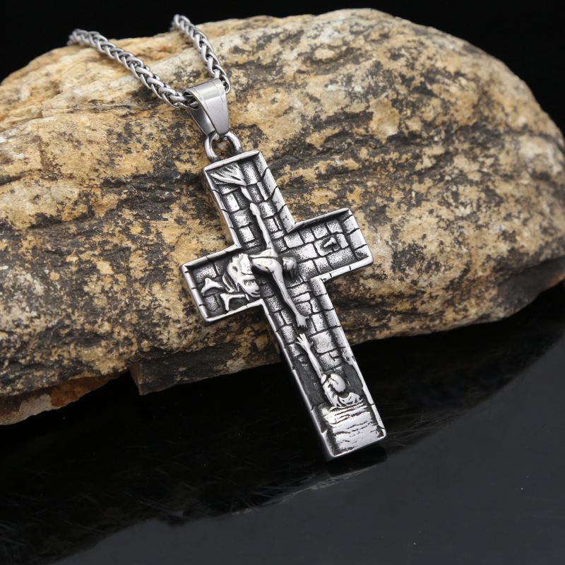 Pendentif croix Savior en acier inoxydable, bijou tendance et créatif pour homme_voghion.com